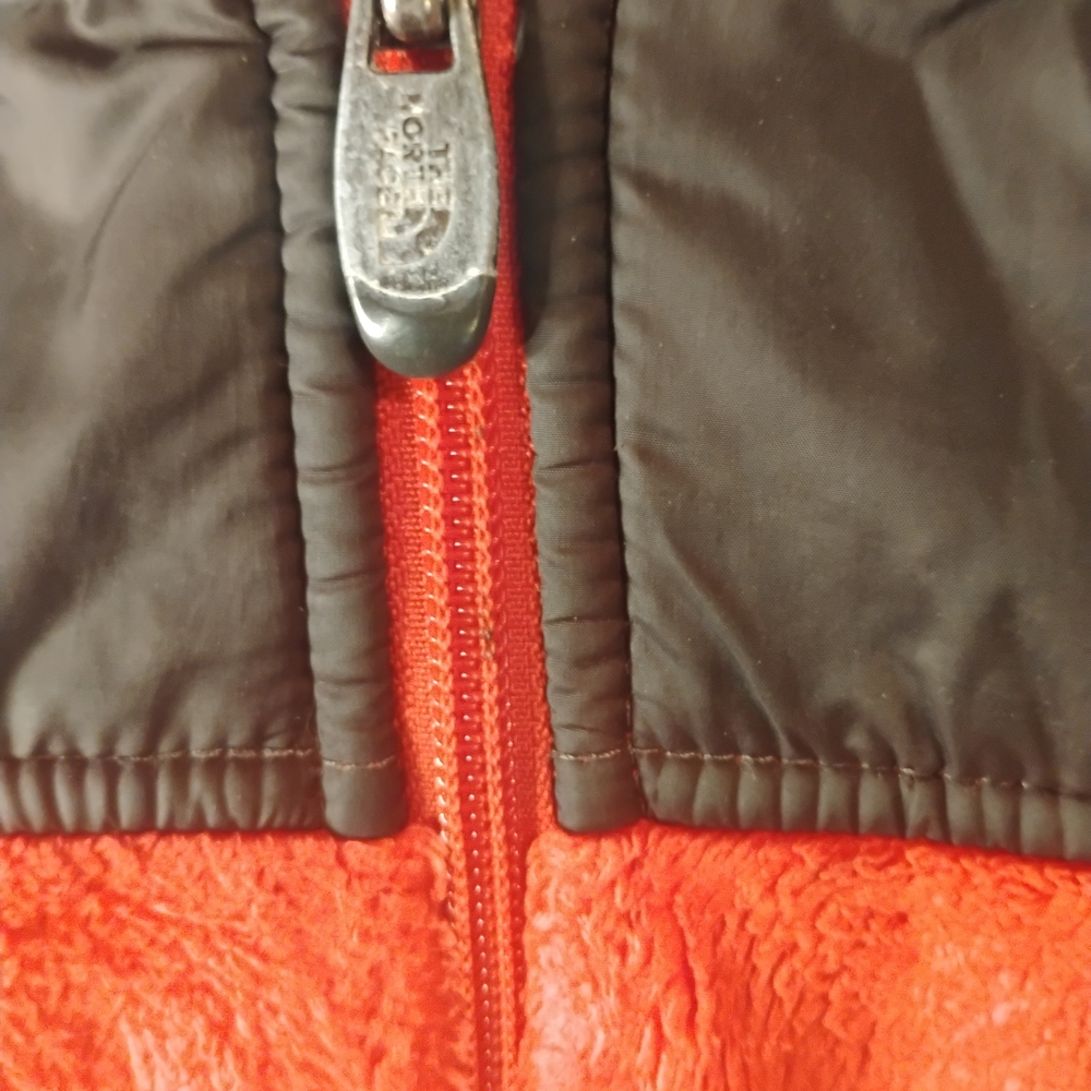 The North Face Fleece Jacket - Picture 2 of 10